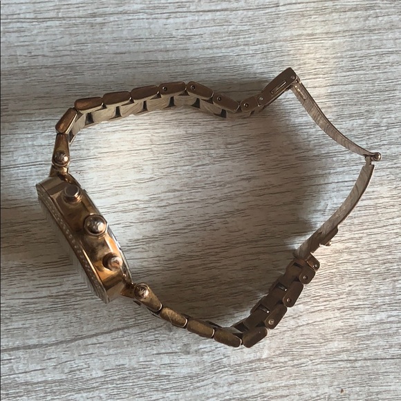 ? Gold Michael Kors Watch- Rose Gold